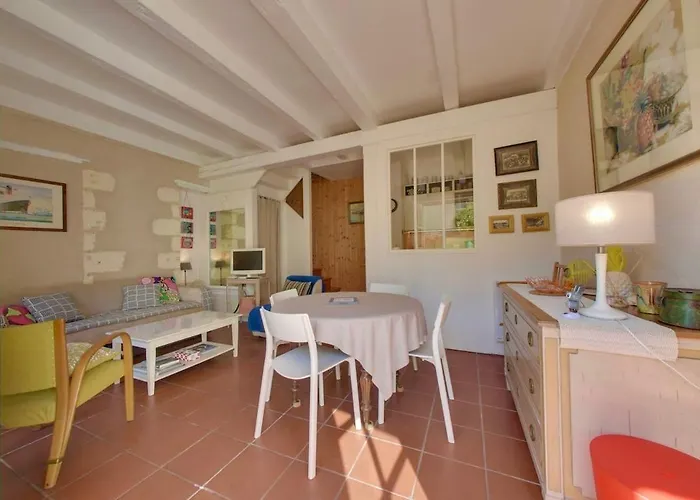 320 Les Gouverneurs 13 Maison Avec Cour Et Garage *