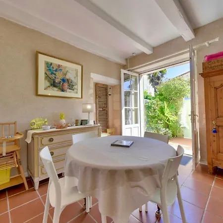 فيلة 320 Les Gouverneurs 13 Maison Avec Cour Et Garage