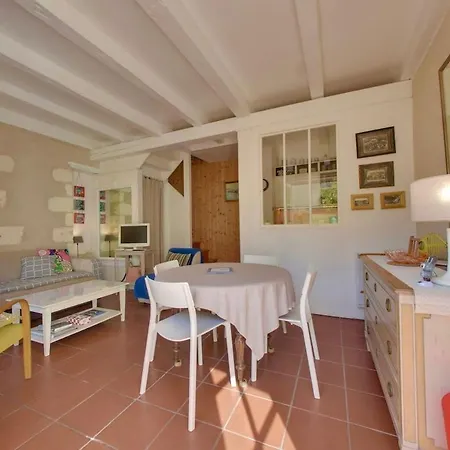 320 Les Gouverneurs 13 Maison Avec Cour Et Garage *