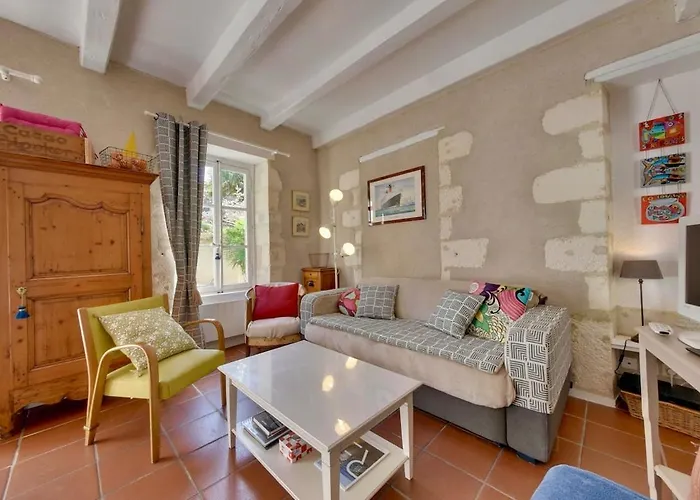 320 Les Gouverneurs 13 Maison Avec Cour Et Garage * Saint-Martin-de-Ré