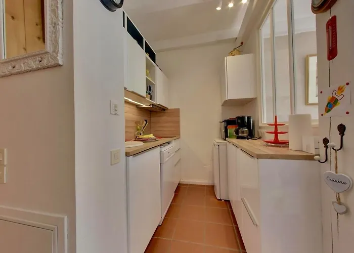 320 Les Gouverneurs 13 Maison Avec Cour Et Garage * Saint-Martin-de-Ré