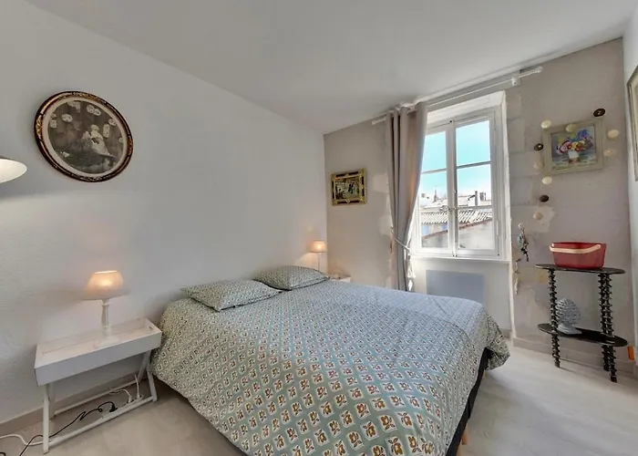 320 Les Gouverneurs 13 Maison Avec Cour Et Garage * Saint-Martin-de-Ré