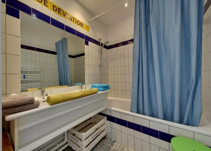 320 Les Gouverneurs 13 Maison Avec Cour Et Garage فيلة